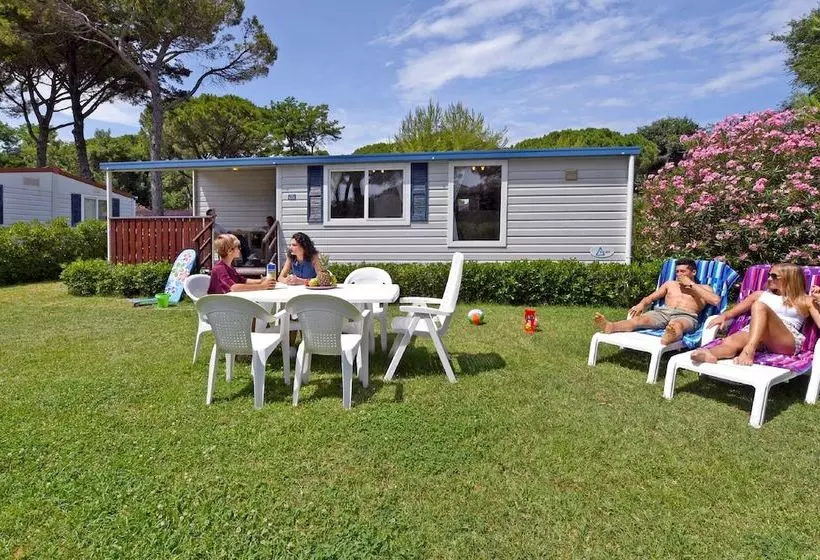 هتل Camping Village Pino Mare