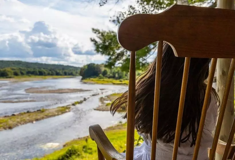 Hotelli Pond S Resort