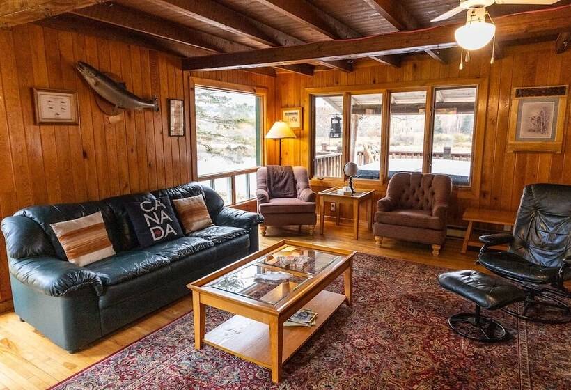 هتل Pond S Resort