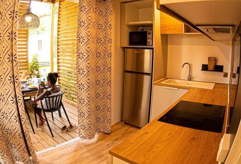 Hotelli Kampaoh Costa Brava