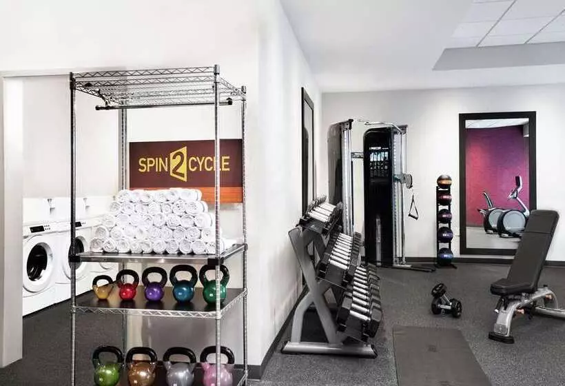 Hotelli Home2 Suites By Hilton Long Island Brookhaven