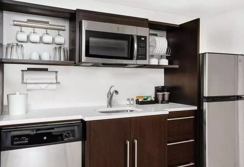 Hotelli Home2 Suites By Hilton Long Island Brookhaven