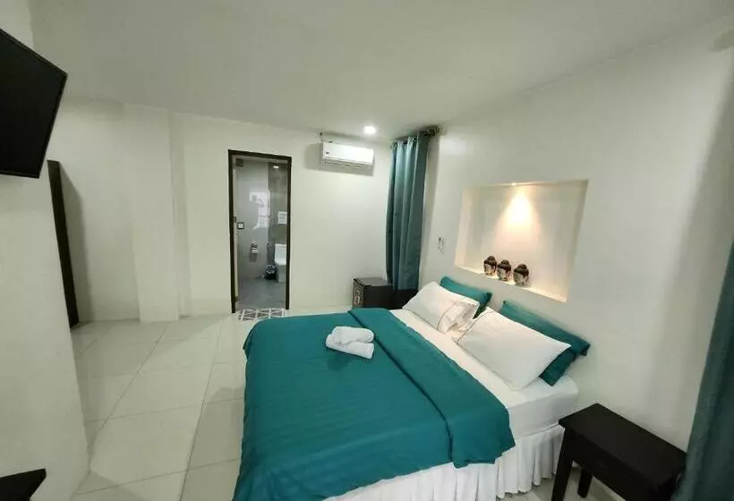 Hotelli Veronicas Inn