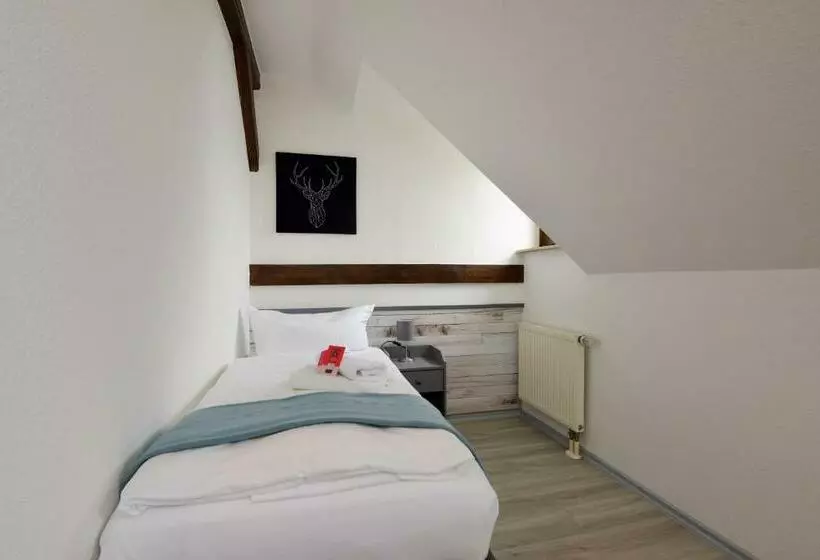 Landhotel Der Distelhof Mit Scheunencafé