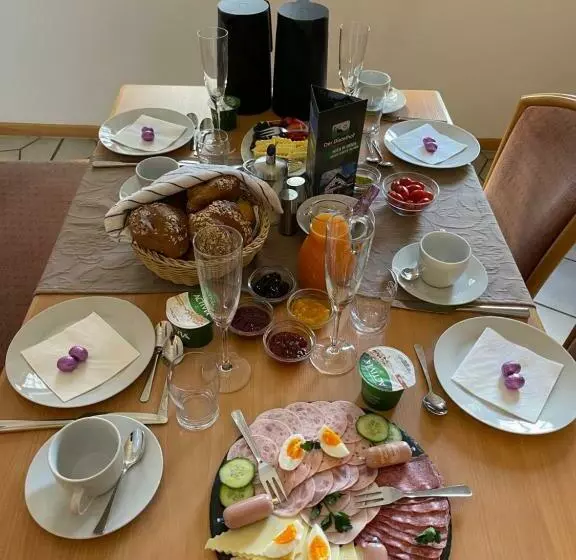 Landhotel Der Distelhof Mit Scheunencafé