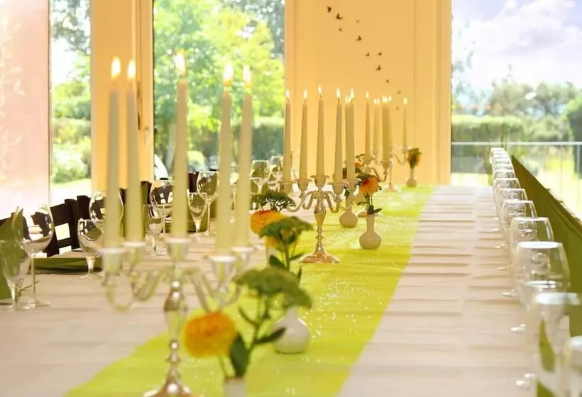 Hotelli Ferienresidenz Müritzpark