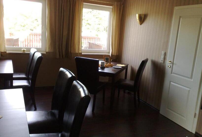 בית מלון כפרי Schöne Aussicht