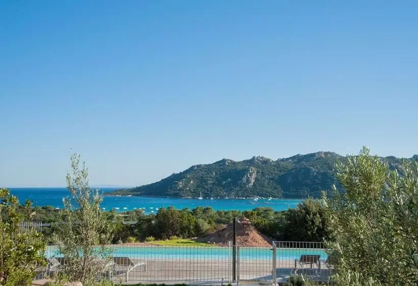 Hôtel Domaine Santa Giulia Palace