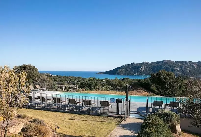 Hôtel Domaine Santa Giulia Palace