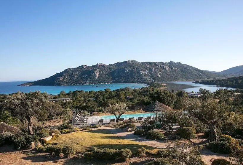 Hôtel Domaine Santa Giulia Palace