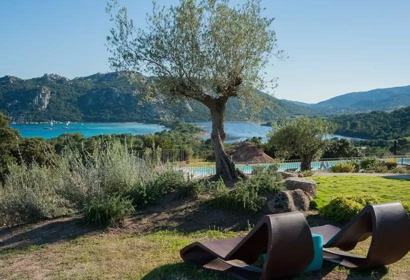 Hôtel Domaine Santa Giulia Palace
