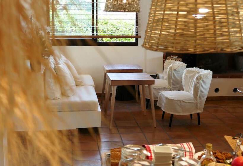 酒店 Domaine Santa Giulia Palace