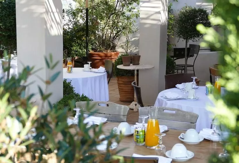 Hôtel Domaine Santa Giulia Palace