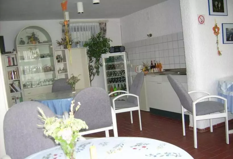 Hotelli Gästehaus Hochrhönblick