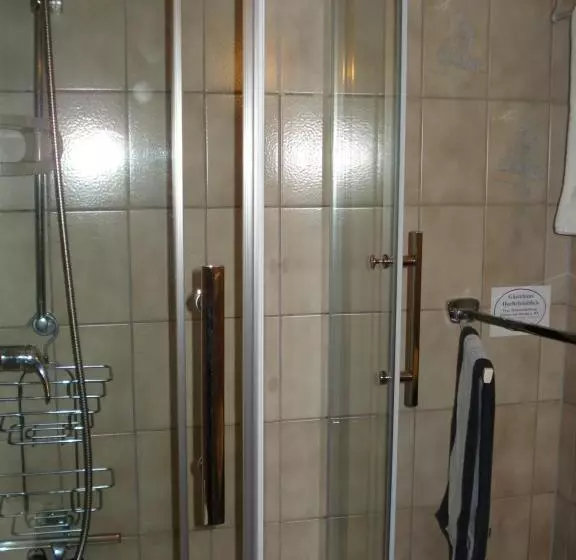 Hotelli Gästehaus Hochrhönblick