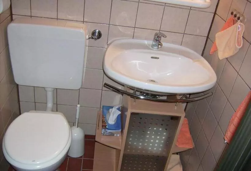 Hotelli Gästehaus Hochrhönblick