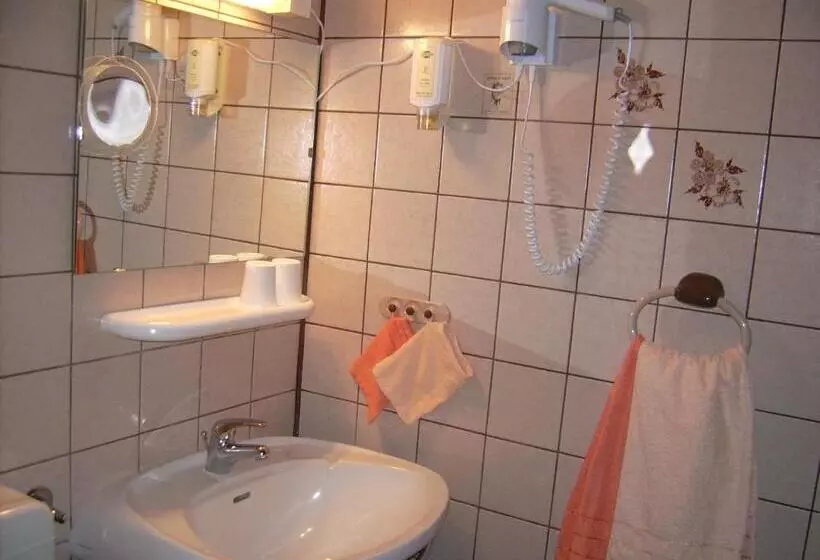 Hotelli Gästehaus Hochrhönblick