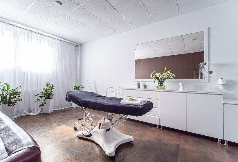 בית מלון כפרי Spa Bagiński & Chabinka