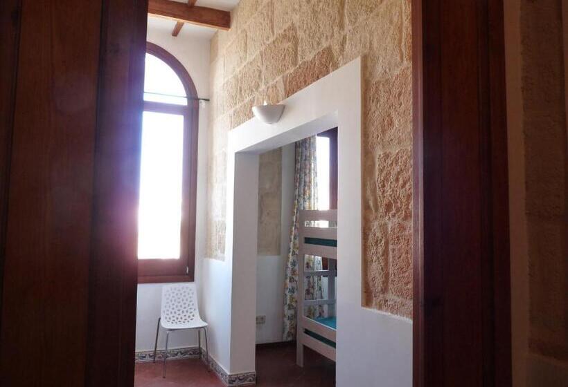 Hostel Menorca