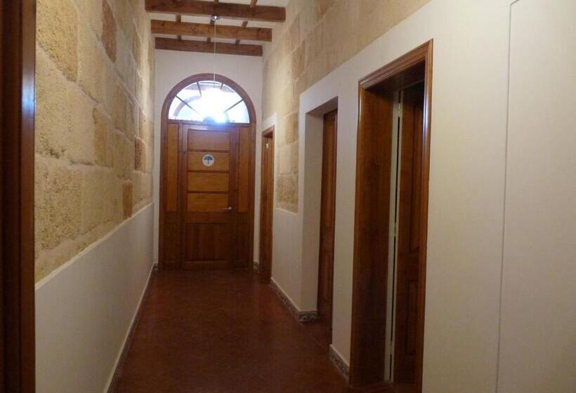 Hostel Menorca