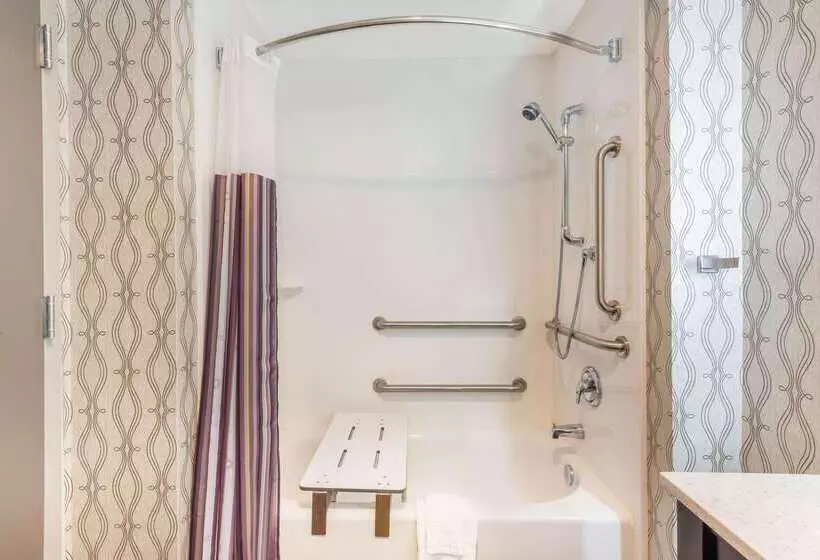 בית מלון כפרי La Quinta By Wyndham Aberdeen Apg