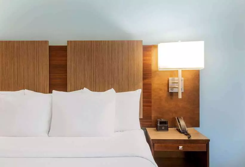 בית מלון כפרי La Quinta By Wyndham Aberdeen Apg