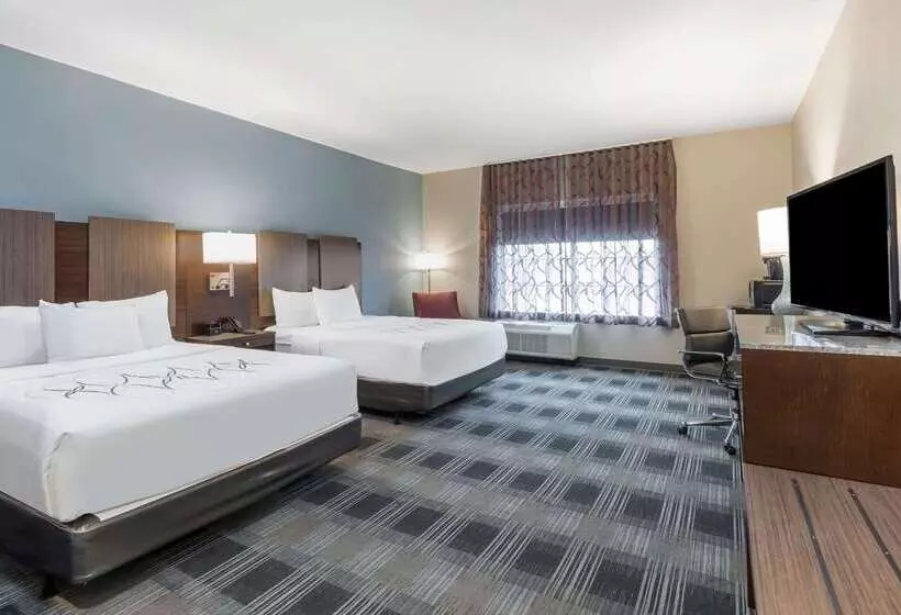 ホテル La Quinta By Wyndham Aberdeen Apg