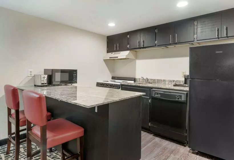 ホテル Quality Inn & Suites Mayo Clinic Area