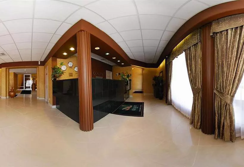 Hollies Hotel & Suites