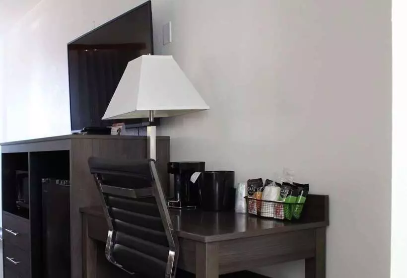 호텔 Ramada By Wyndham North Platte