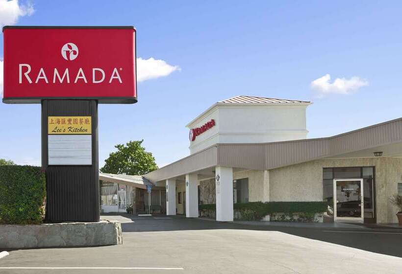 בית מלון כפרי Ramada By Wyndham Torrance