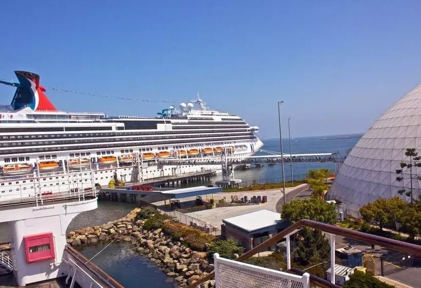 호텔 Ramada By Wyndham Torrance