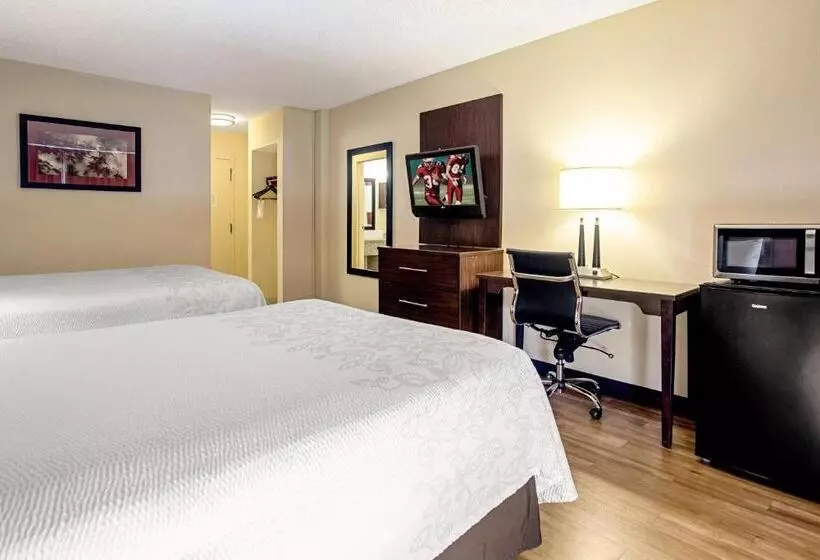 호텔 Red Roof Inn Plus+ Wichita East