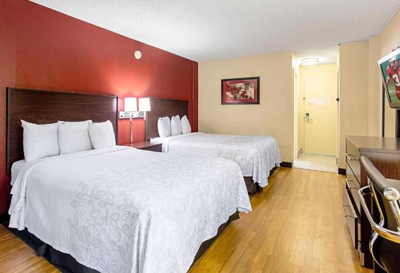 فندق Red Roof Inn Plus+ Wichita East