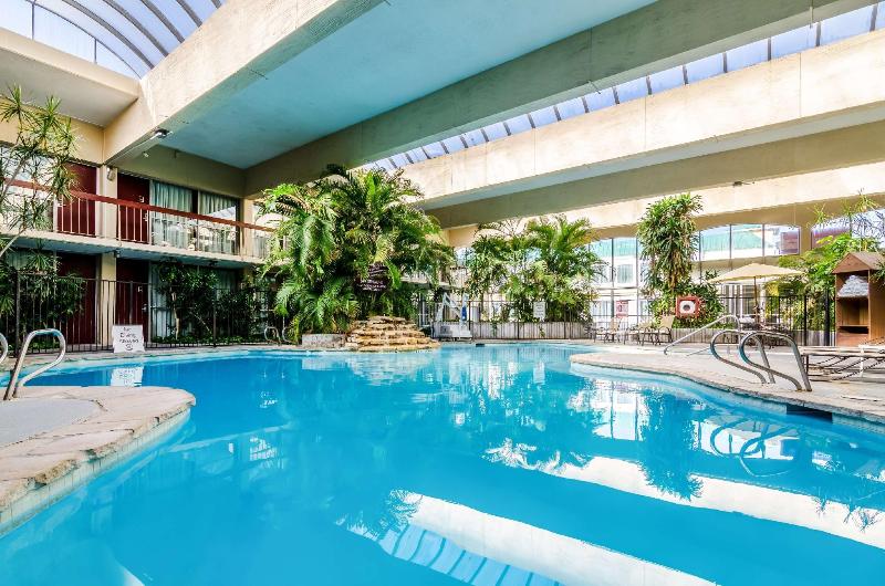 فندق Red Roof Inn Plus+ Wichita East