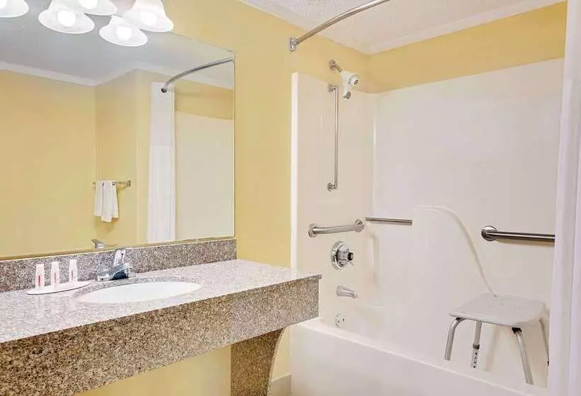 ホテル Super 8 By Wyndham Cartersville