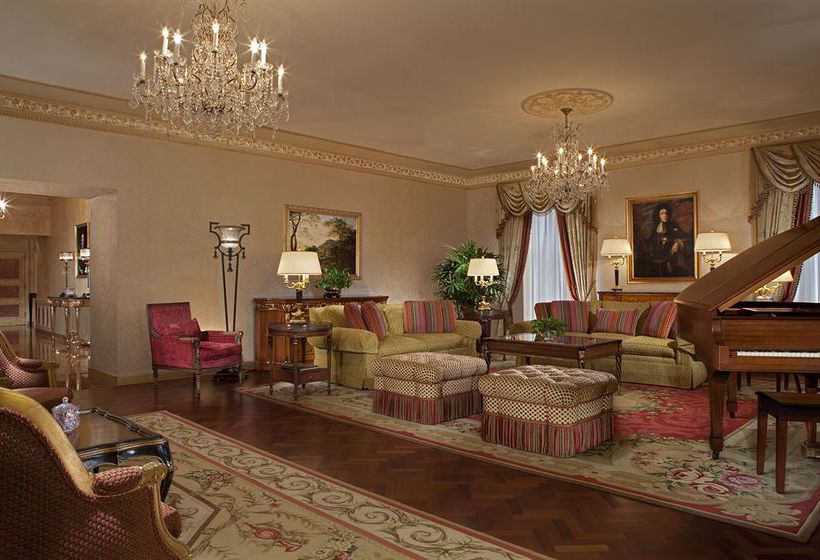 호텔 The Waldorf Towers