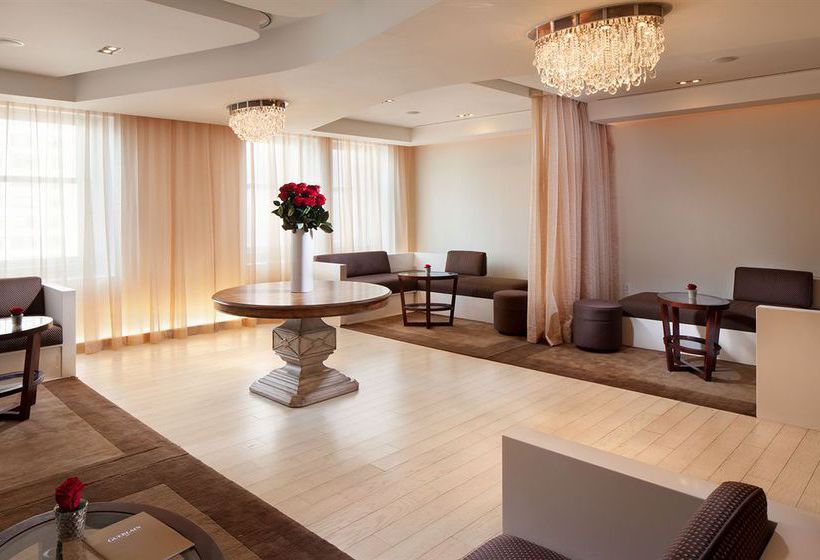 호텔 The Waldorf Towers