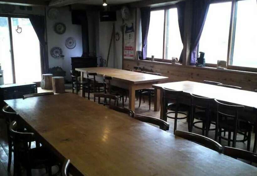 Rental Lodge White Rabbit Madarao Kogen Cottage Midorino Kaze