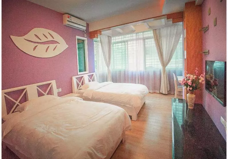 Hotelli Xiamen Dora's House Bed & Breakfast Coast Branch