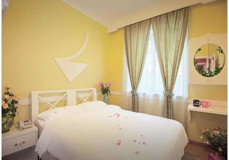 Hotelli Xiamen Dora's House Bed & Breakfast Coast Branch