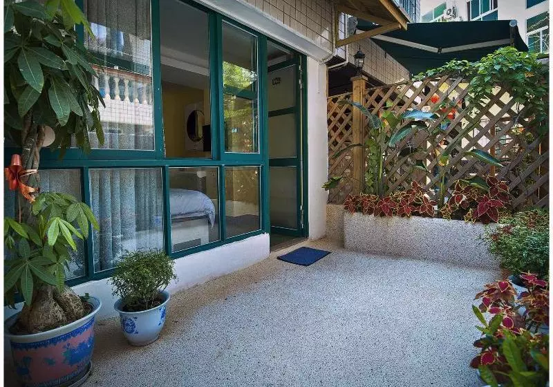Hotelli Xiamen Dora's House Bed & Breakfast Coast Branch