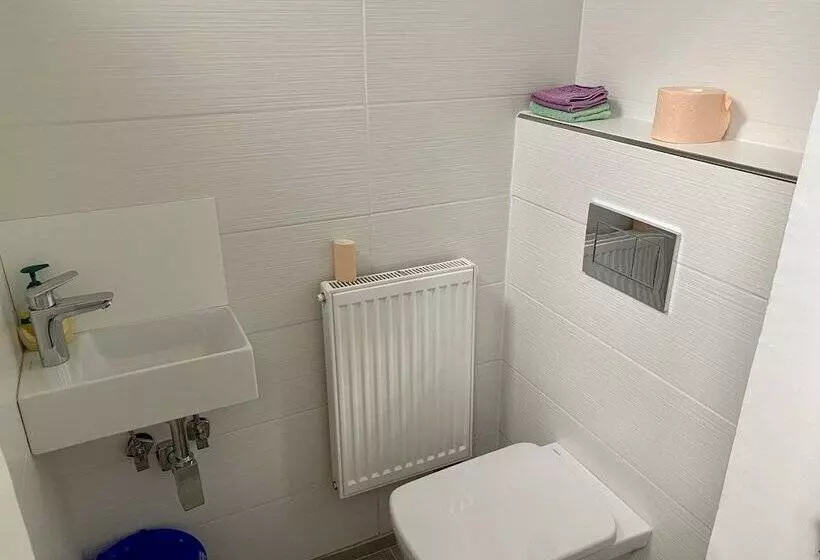 پانسیون Glamping Houses J Max