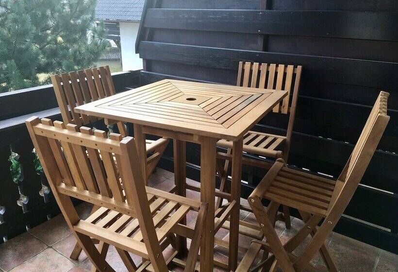 پانسیون Glamping Houses J Max