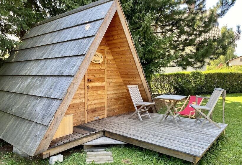 پانسیون Glamping Houses J Max