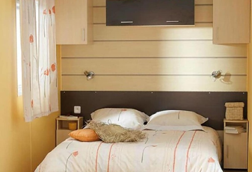 Отель Camping Domaine Du Lac De Miel