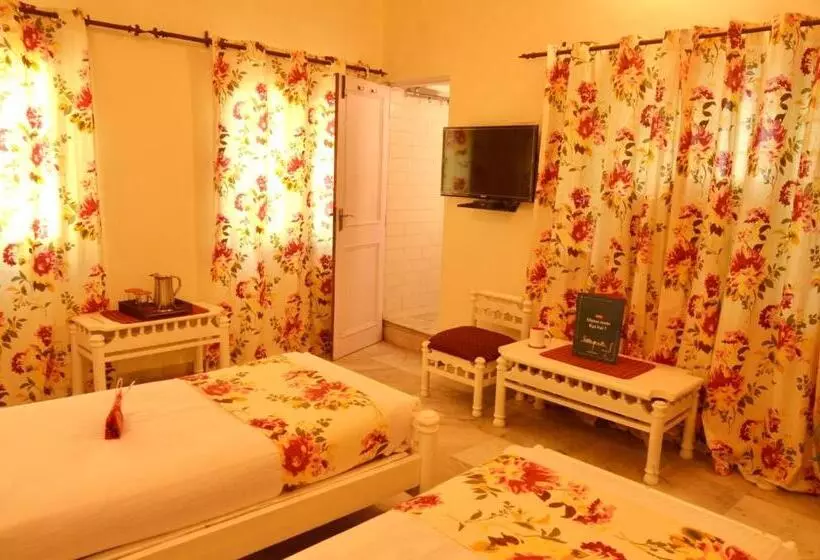 ペンション Snehdeep Guest House