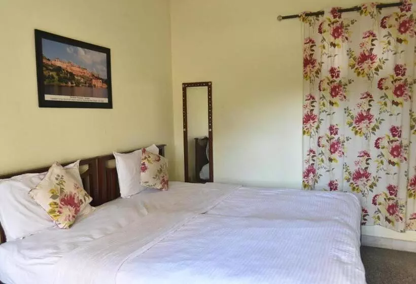 ペンション Snehdeep Guest House