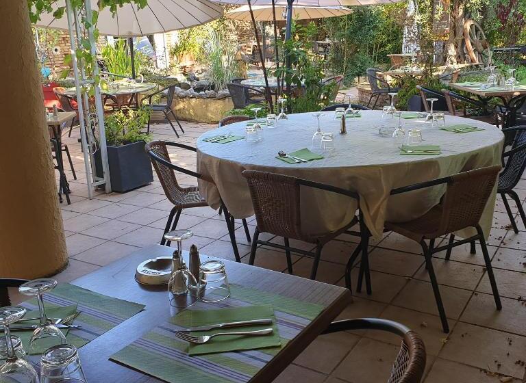 L Alcove Hotel Restaurant