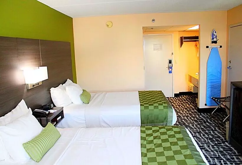 בית מלון כפרי Baymont By Wyndham Springfield